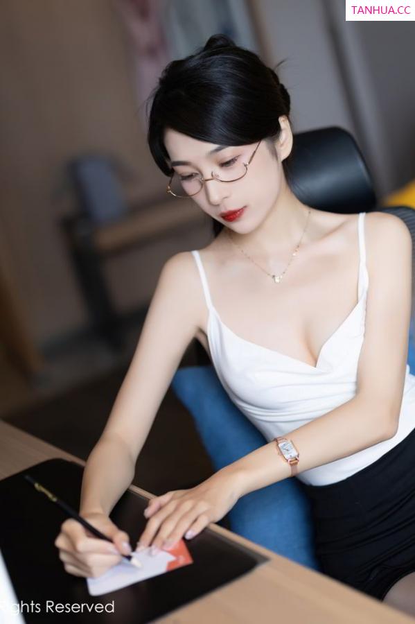 林乐一  [XiuRen]高清写真图 2022.09.28 No.5656 林乐一第13张图片